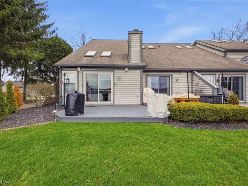 424 N Bayshore Drive, Unit 3, Columbiana, OH 44408 Photo 6