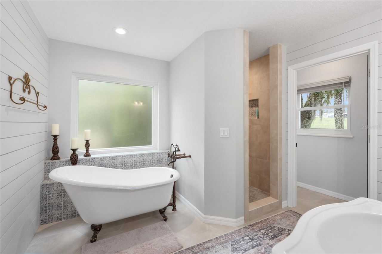 5402 NW 76th Court , Ocala, FL 34482 Photo