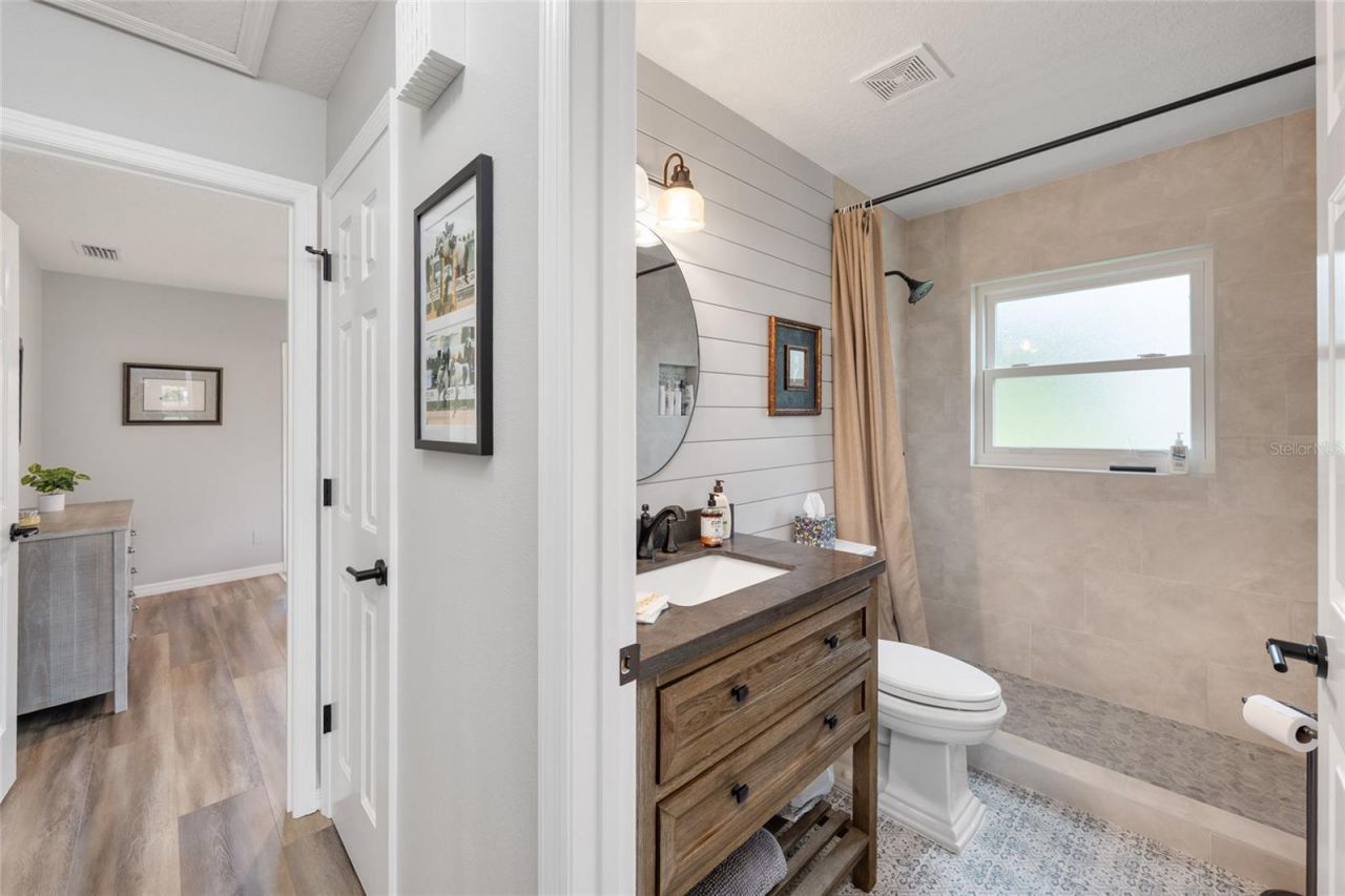 5402 NW 76th Court , Ocala, FL 34482 Photo