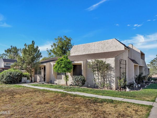 950 S VALENCIA, Unit 25, Mesa, AZ 85202