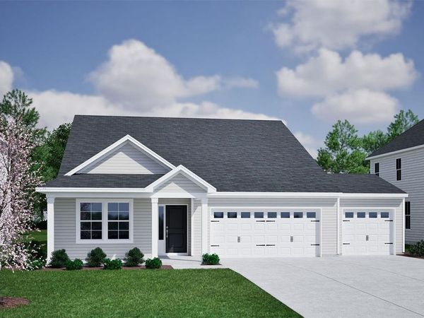 242 Mayflower Dr., Calabash, NC 28467