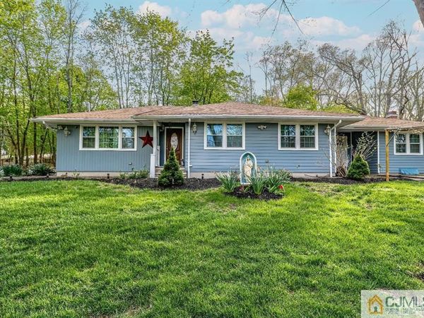 2 Agress Road, Perrineville, NJ 08535