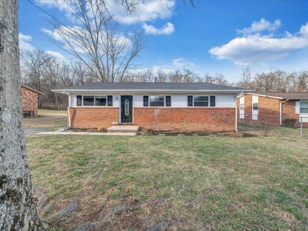 1638 Norris DR NW, Roanoke, VA 24017