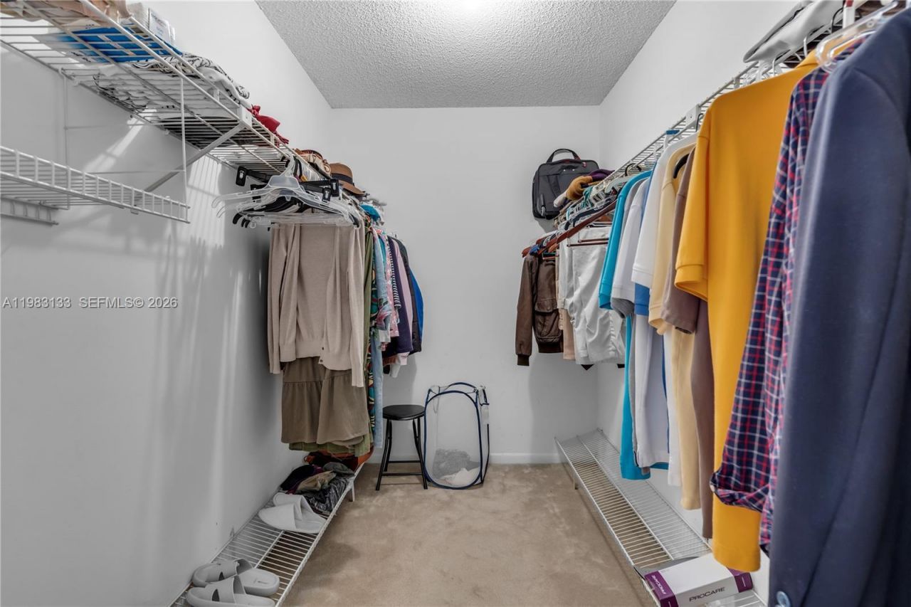 16623 Waters Edge Dr, Weston, FL 33326 Photo