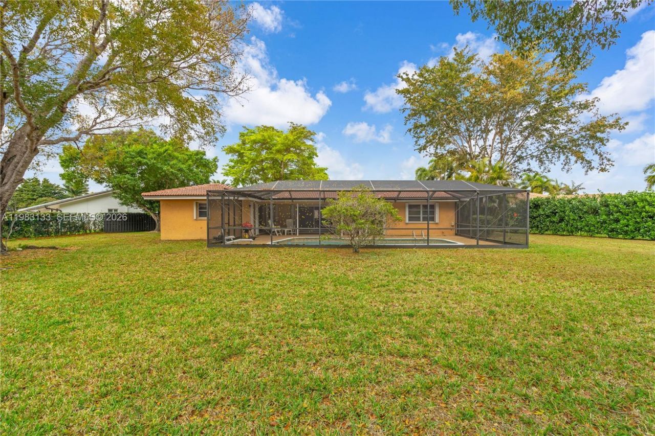 16623 Waters Edge Dr, Weston, FL 33326 Photo