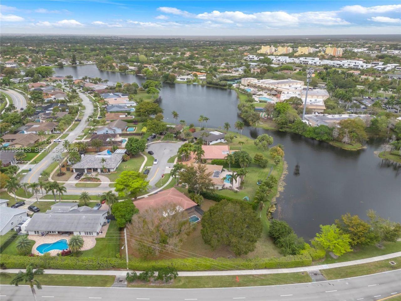 16623 Waters Edge Dr, Weston, FL 33326 Photo