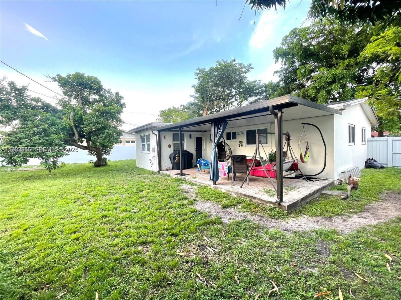 210 SW 65th Way, Pembroke Pines, FL 33023 Photo