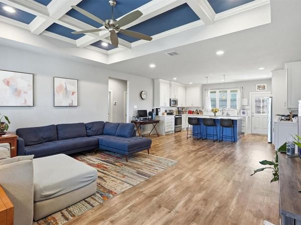 4004 Gallivant Drive, Granbury, TX 76049