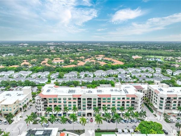 9115 Strada PL, Unit 5307, NAPLES, FL 34108