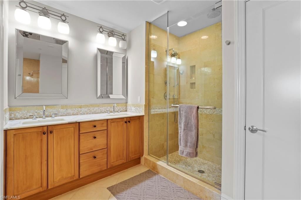 9115 Strada Pl, Unit 5307, Naples, FL 34108 Photo
