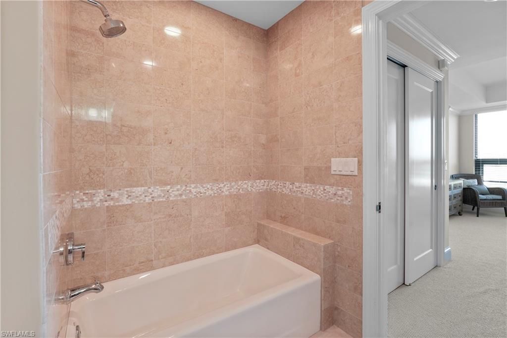 9115 Strada Pl, Unit 5307, Naples, FL 34108 Photo