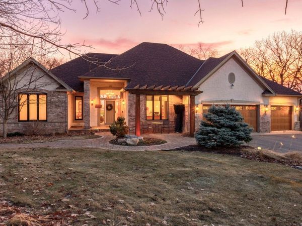 7811 128th Street W, Apple Valley, MN 55124