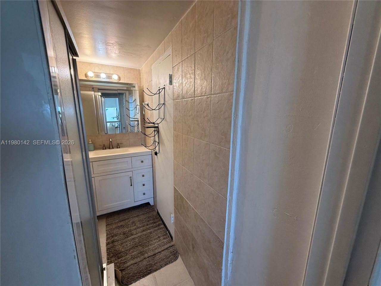 7441 Wayne Ave, Unit 9C, Miami Beach, FL 33141 Photo