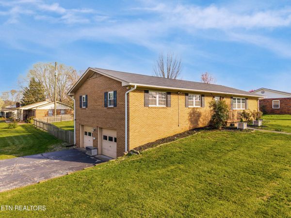 7552 Berkshire Blvd, Powell, TN 37849