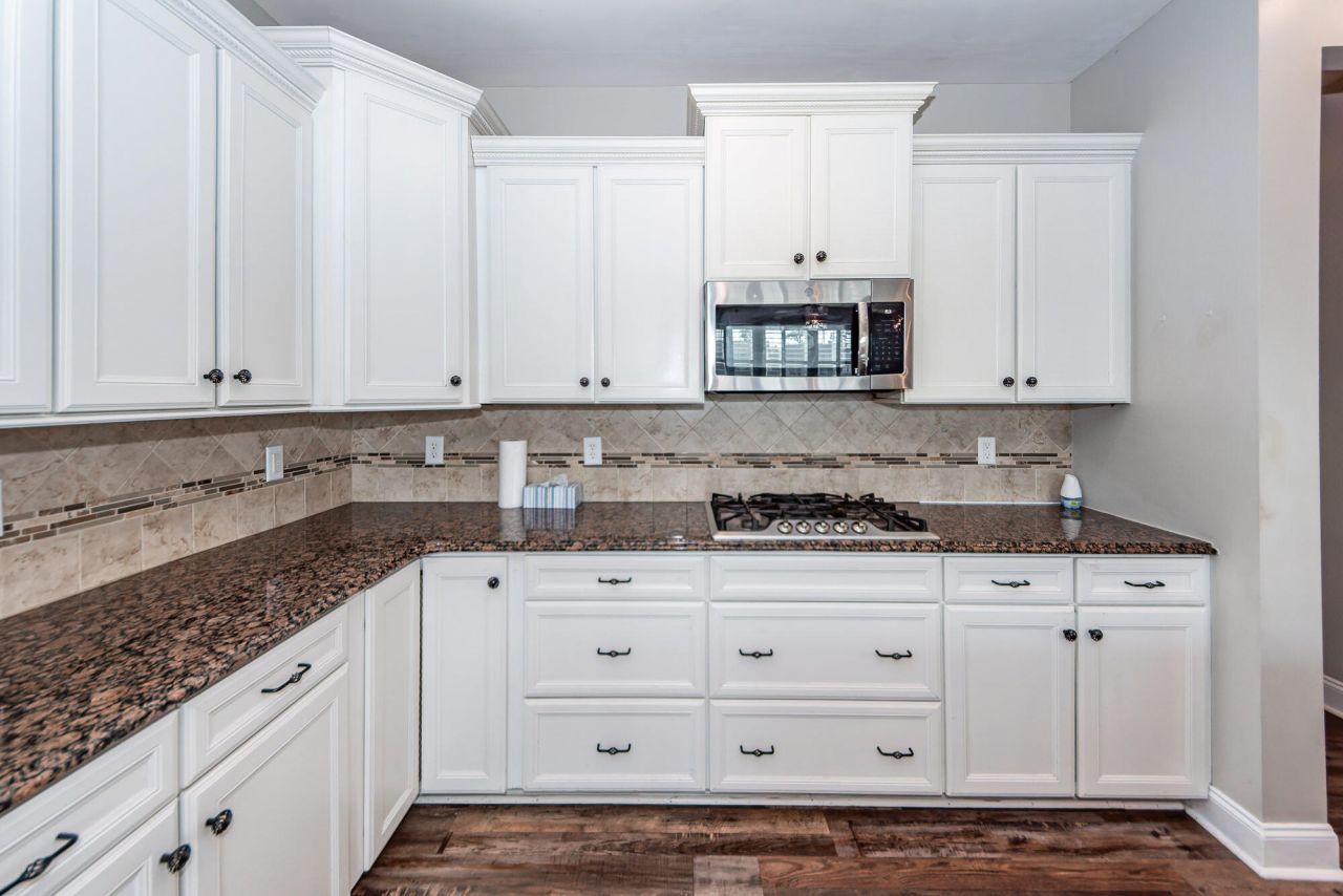 416 Spectrum Road Photo 17