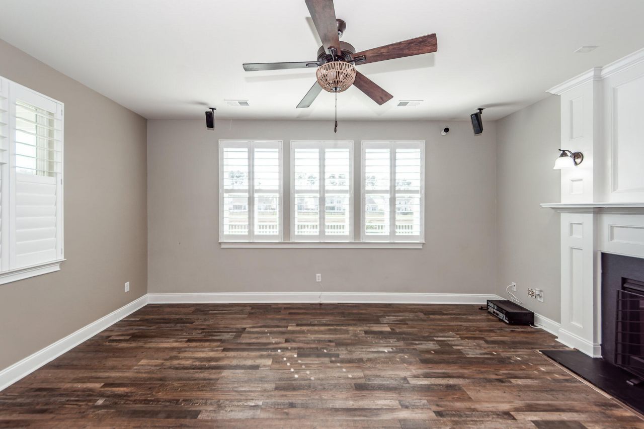 416 Spectrum Road Photo 20