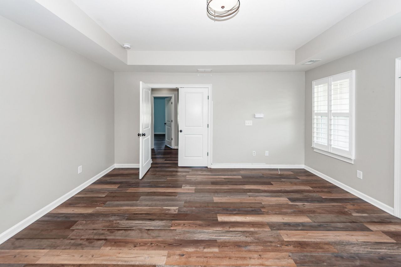 416 Spectrum Road Photo 35