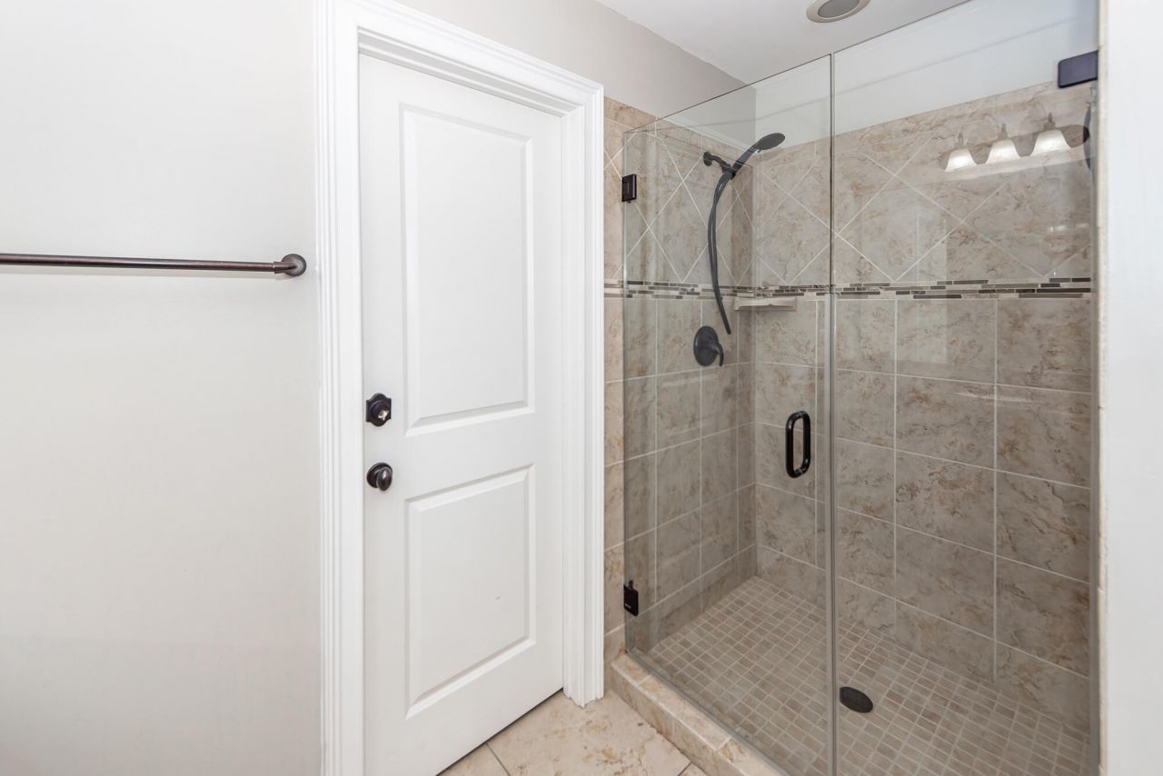 416 Spectrum Road Photo 42