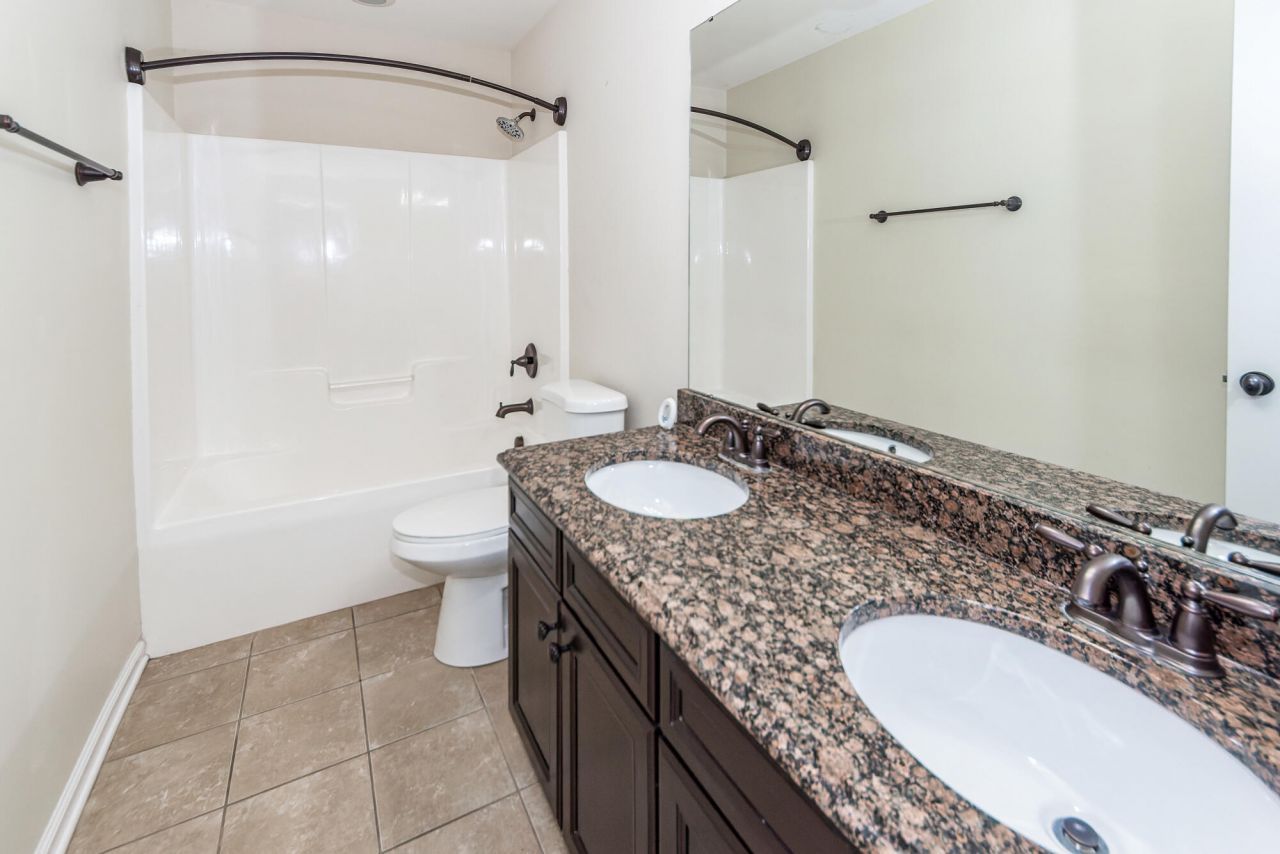 416 Spectrum Road Photo 49