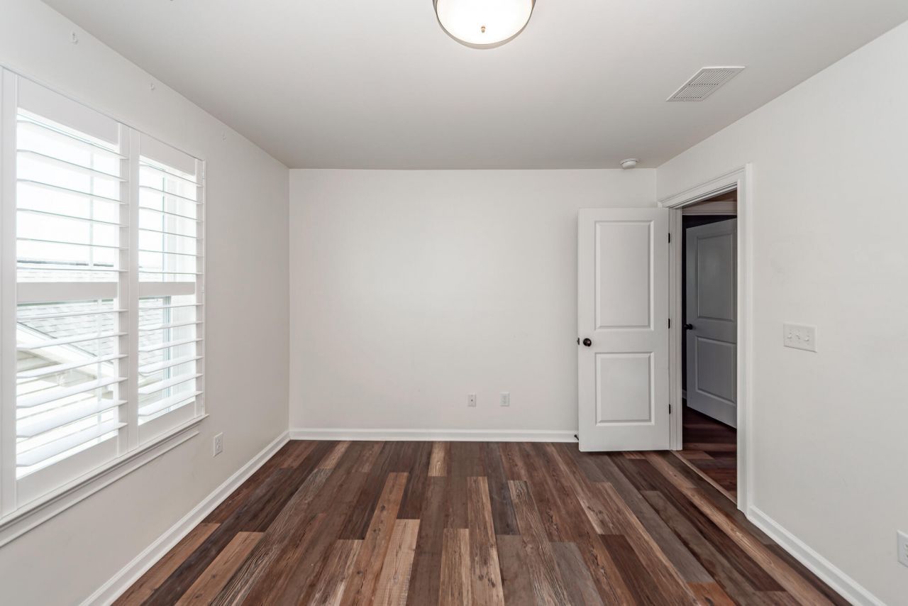 416 Spectrum Road Photo 53