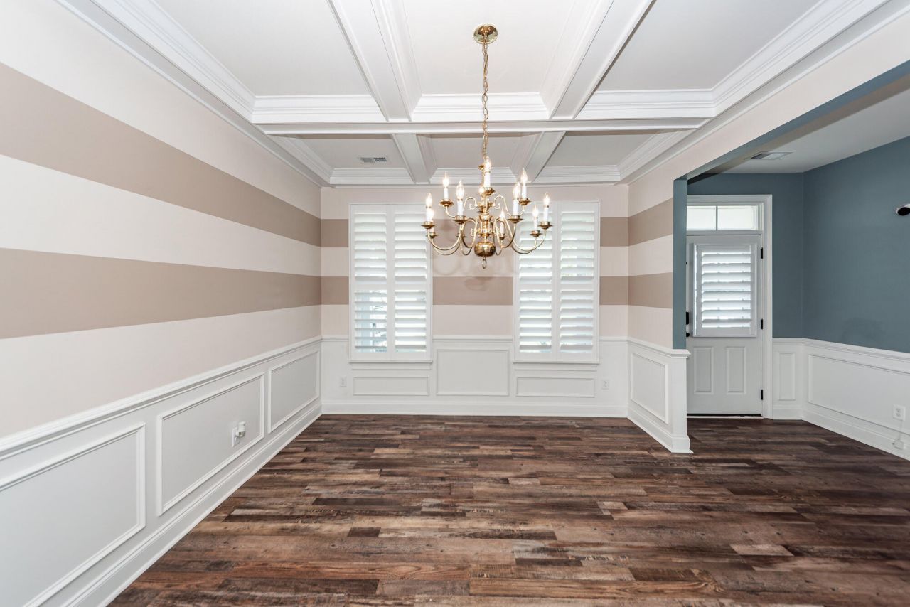 416 Spectrum Road Photo 9