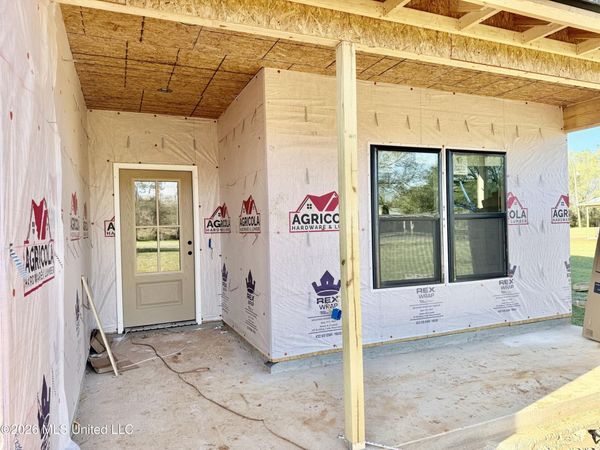 6685 Caraway Road, Moss Point, MS 39562