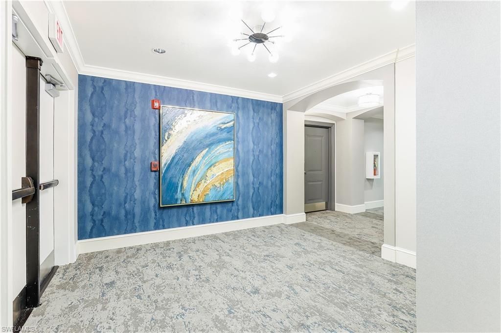 9123 Strada Pl, Unit 7207, Naples, FL 34108 Photo
