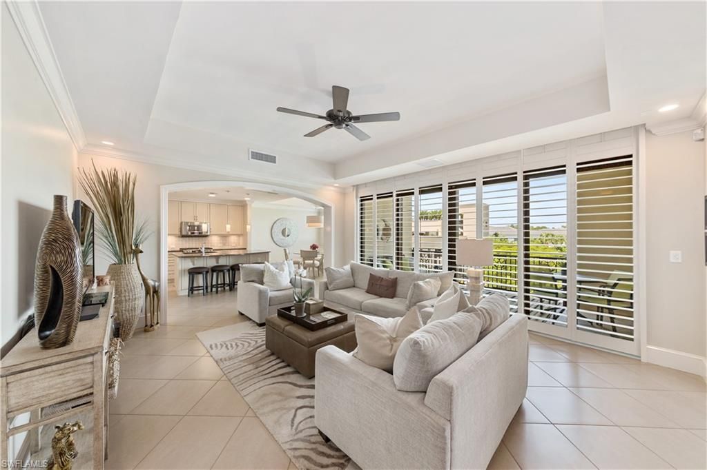 9123 Strada Pl, Unit 7207, Naples, FL 34108 Photo
