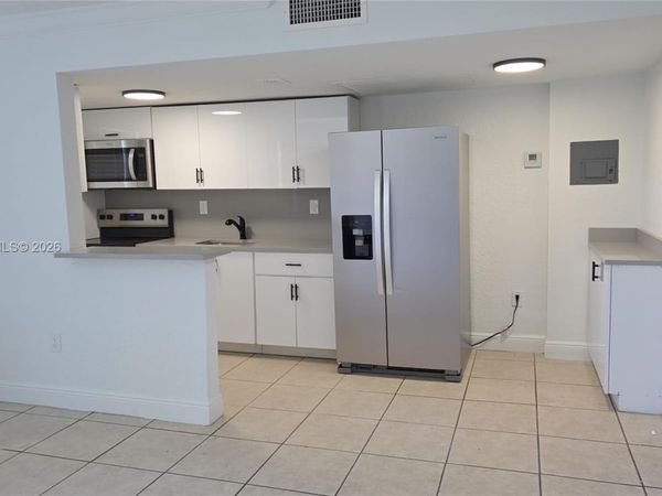 3901 SW 112th Ave, Unit 38, Miami, FL 33165
