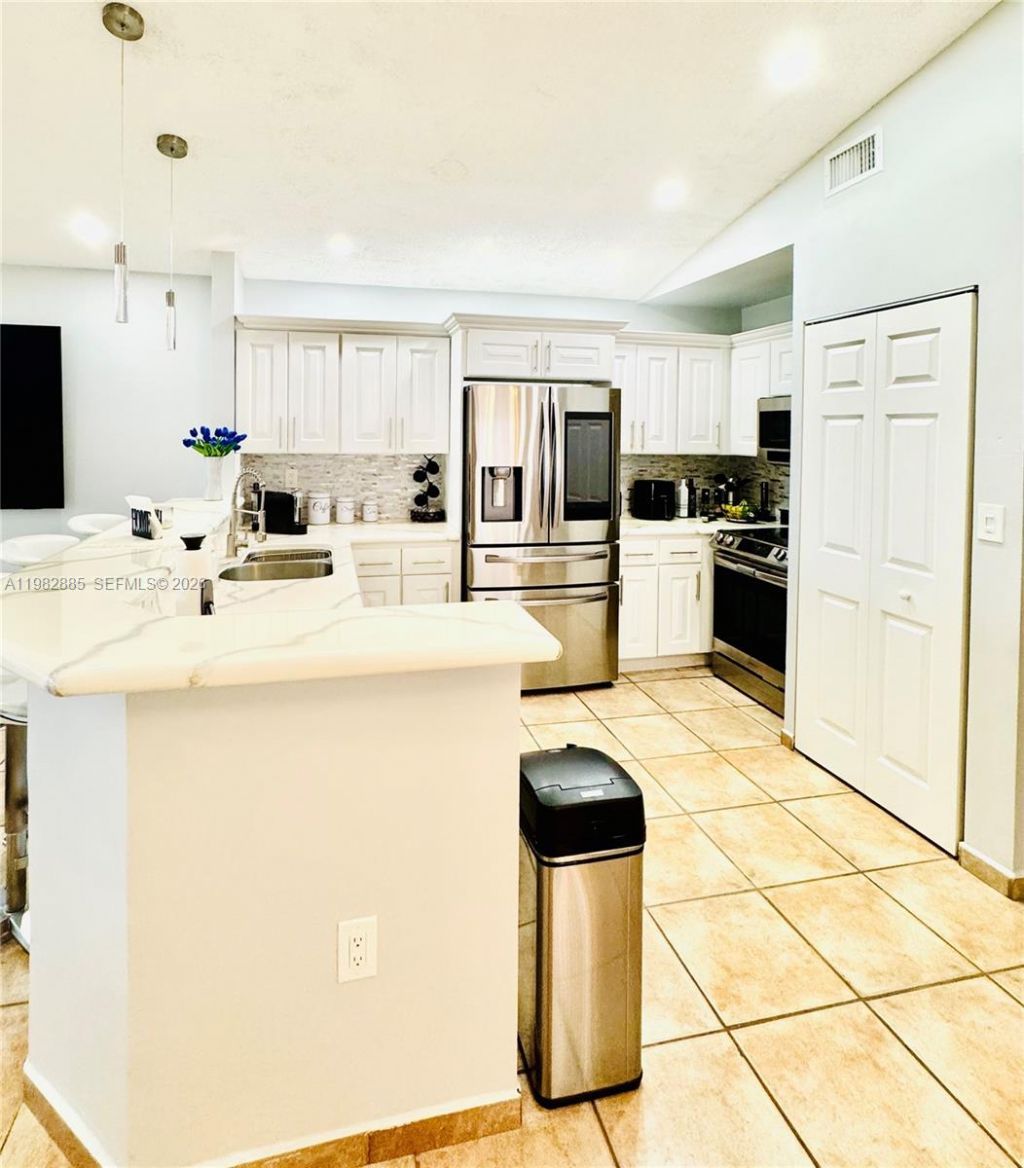 17679 SW 146th Ct, Miami, FL 33177 Photo