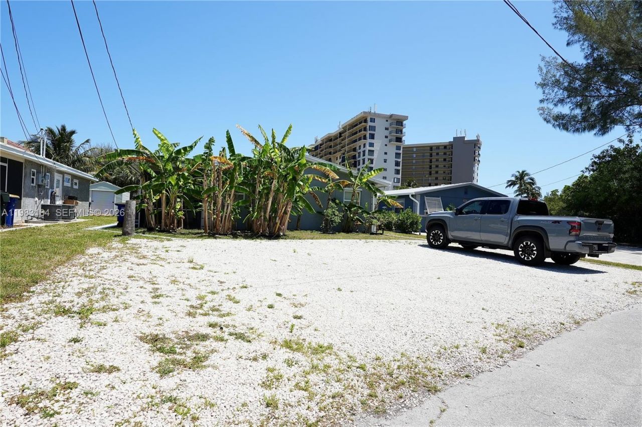 742 Granada St , Unit A, Fort Pierce, FL 34949 Photo