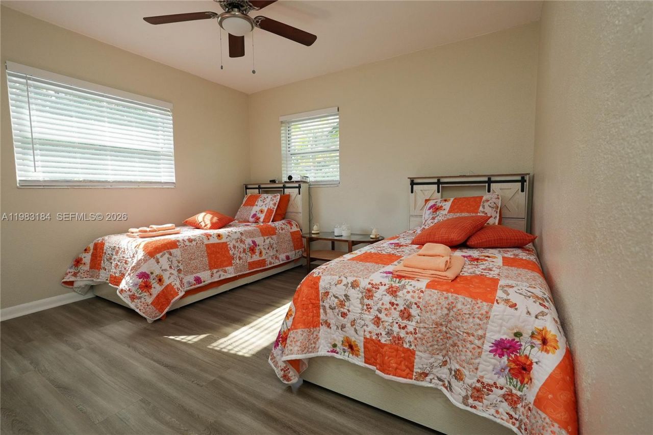 742 Granada St , Unit A, Fort Pierce, FL 34949 Photo