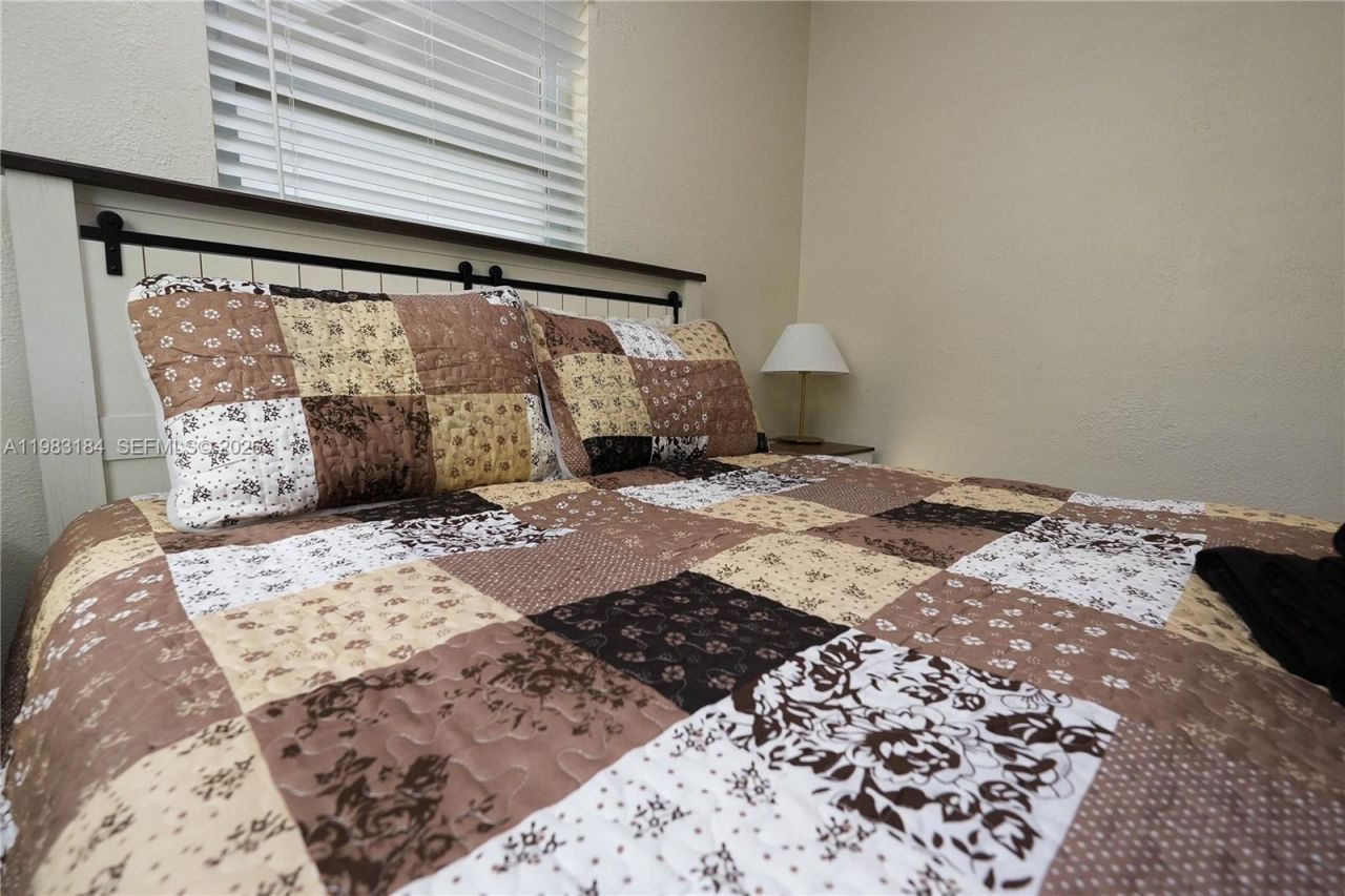 742 Granada St , Unit A, Fort Pierce, FL 34949 Photo