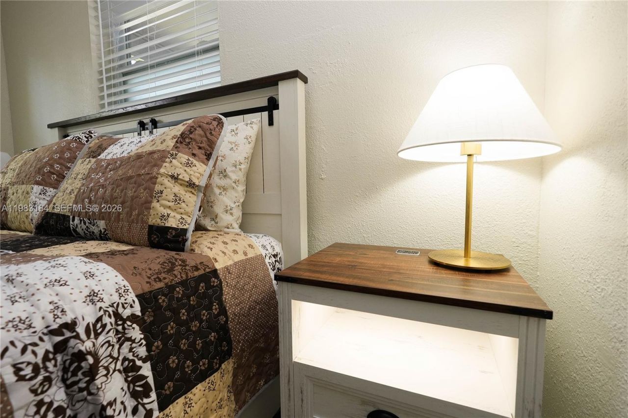 742 Granada St , Unit A, Fort Pierce, FL 34949 Photo