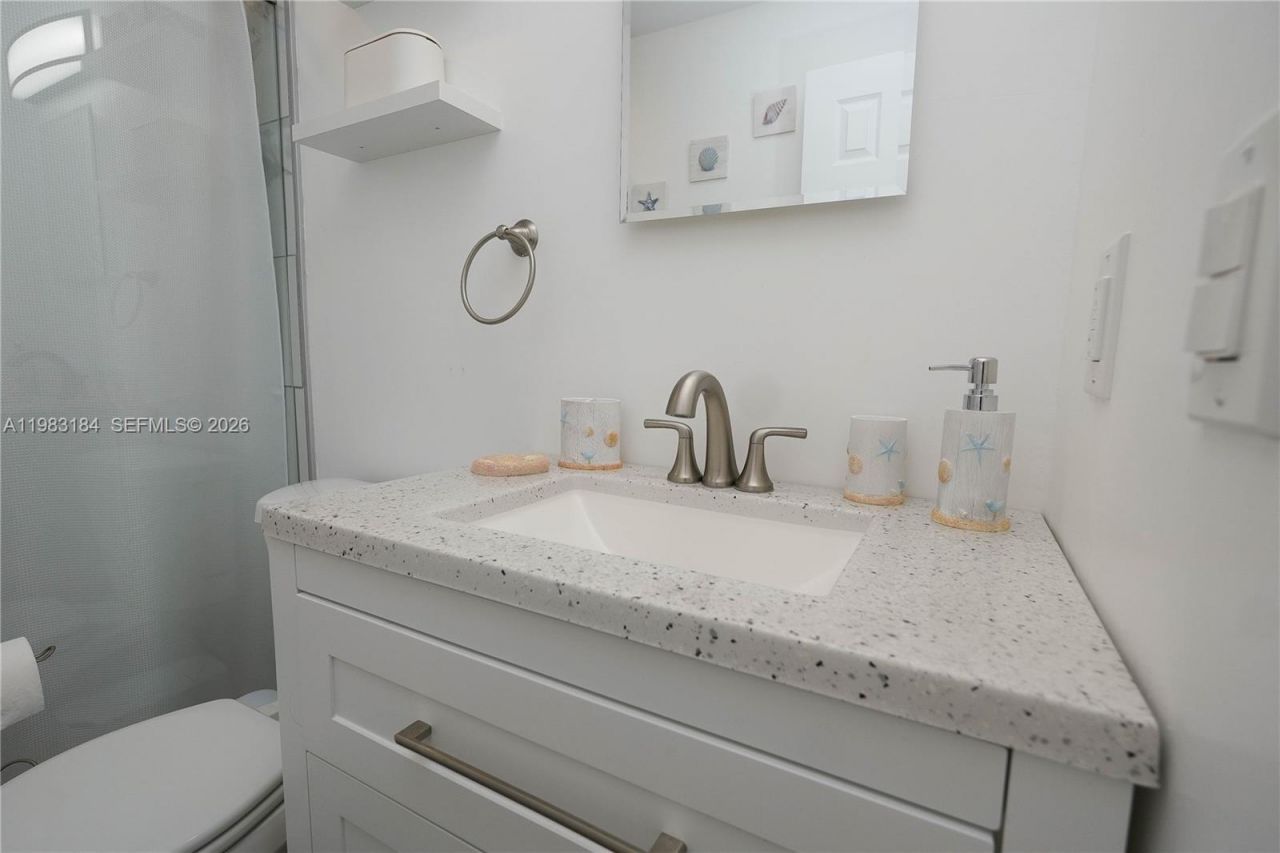 742 Granada St , Unit A, Fort Pierce, FL 34949 Photo