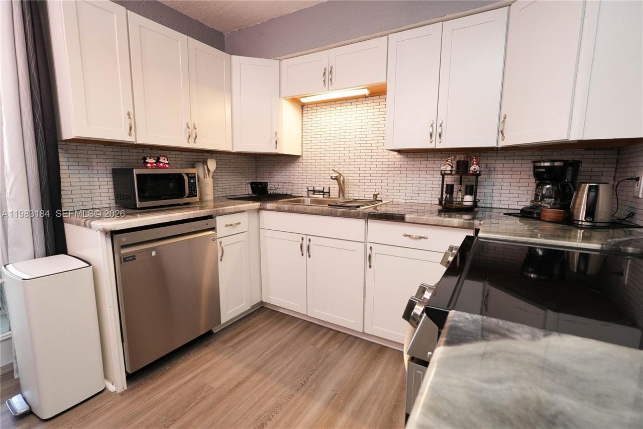 742 Granada St , Unit A, Fort Pierce, FL 34949 Photo