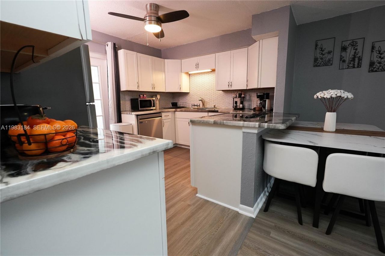 742 Granada St , Unit A, Fort Pierce, FL 34949 Photo