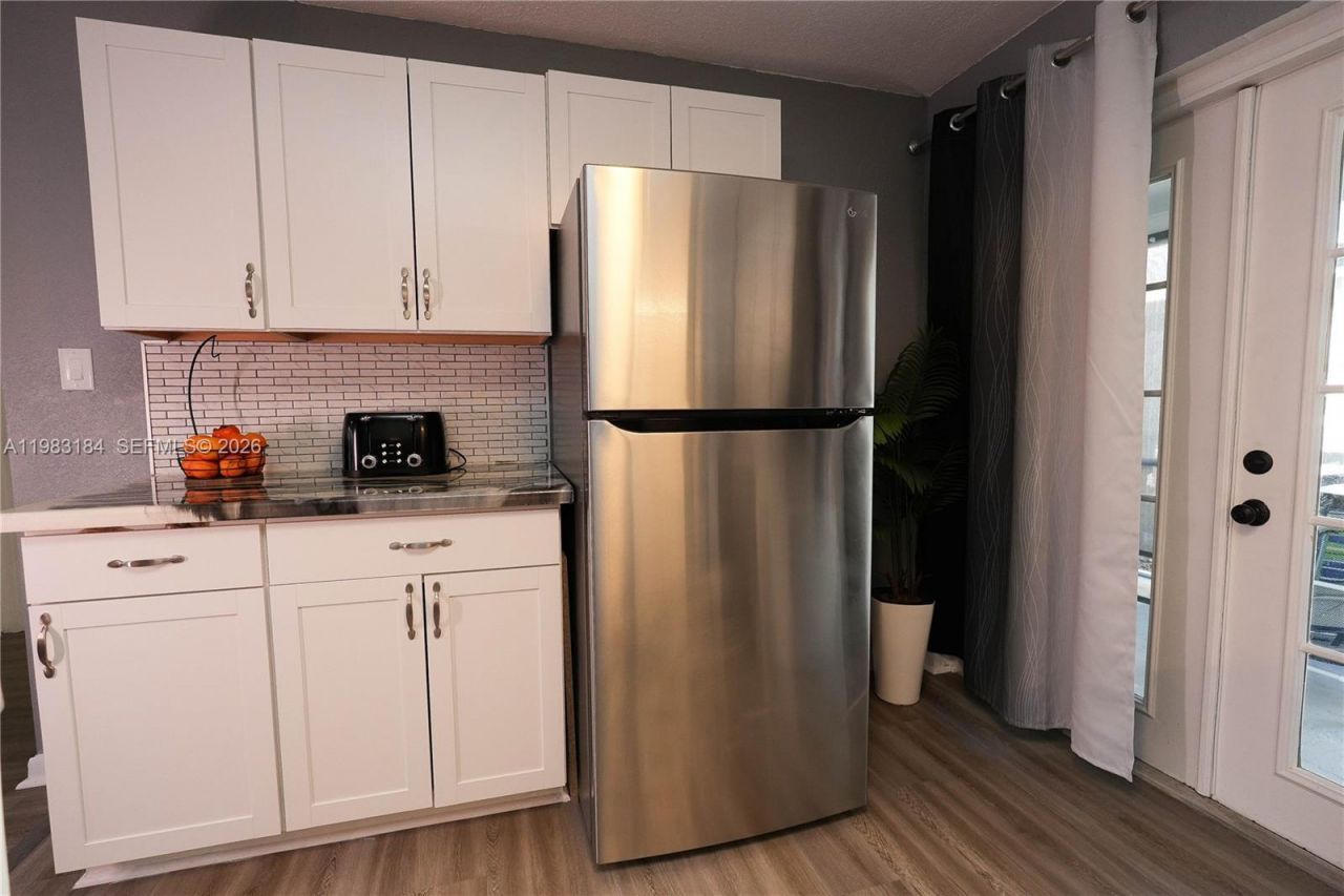 742 Granada St , Unit A, Fort Pierce, FL 34949 Photo