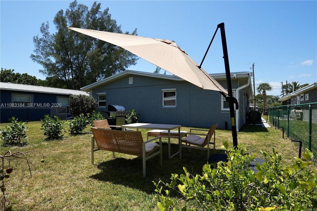 742 Granada St , Unit A, Fort Pierce, FL 34949 Photo