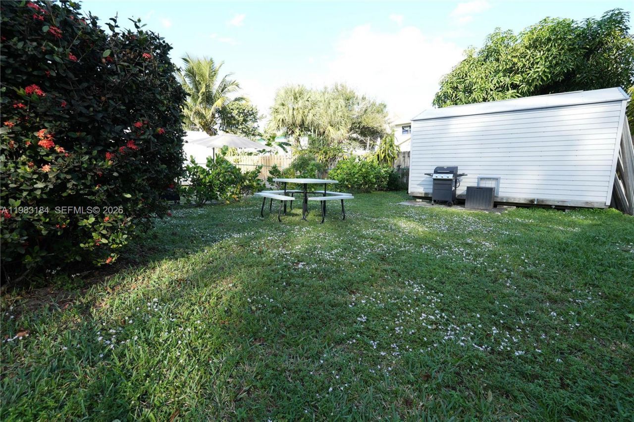 742 Granada St , Unit A, Fort Pierce, FL 34949 Photo