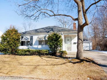 4056 Robina Avenue, Berkley, MI 48072