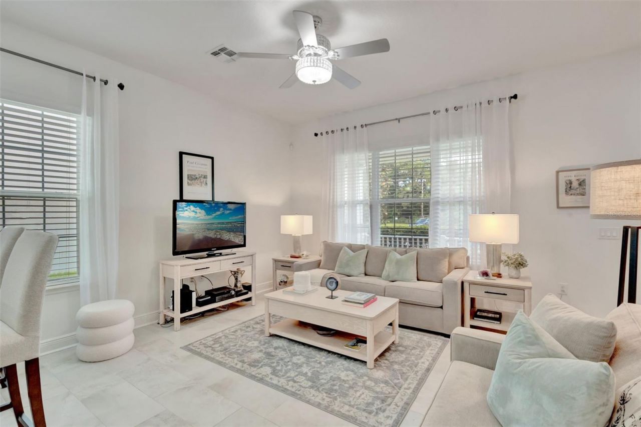 4892 Beach Boulevard, Orlando, FL 32803 Photo
