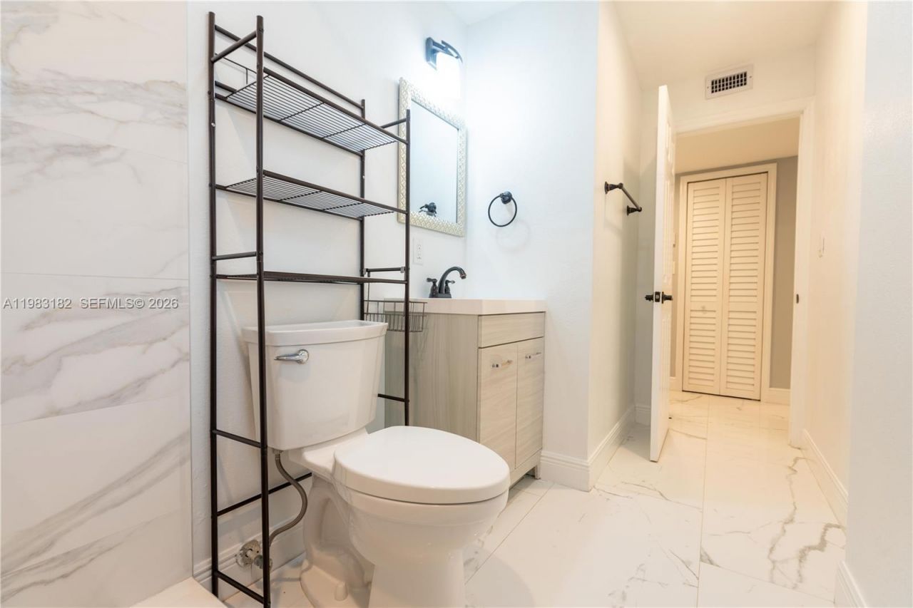 11 Judy Pl, Key Largo, FL 33037 Photo