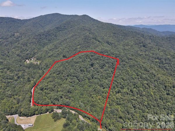 2166 Cove Creek Road , Waynesville, NC 28785