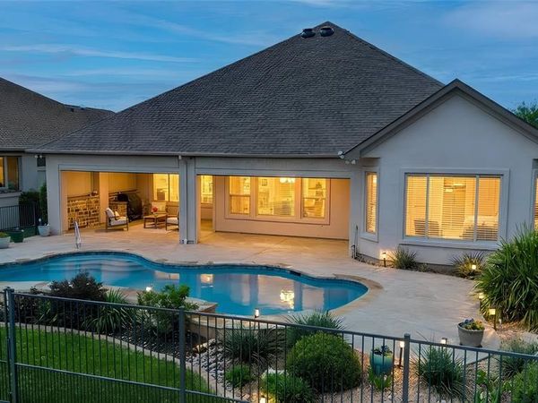 11517 Parkcrest Drive, Denton, TX 76207