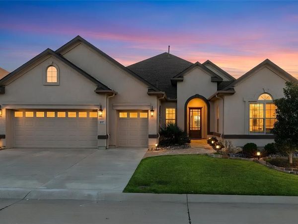 11517 Parkcrest Drive, Denton, TX 76207