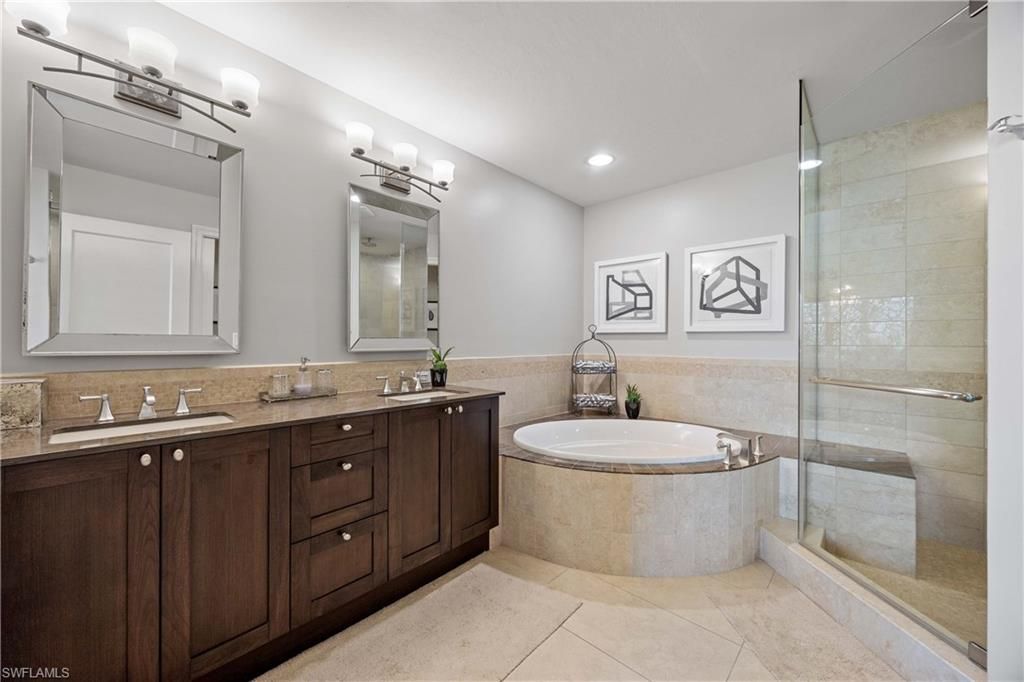 9123 Strada Pl, Unit 7404, Naples, FL 34108 Photo