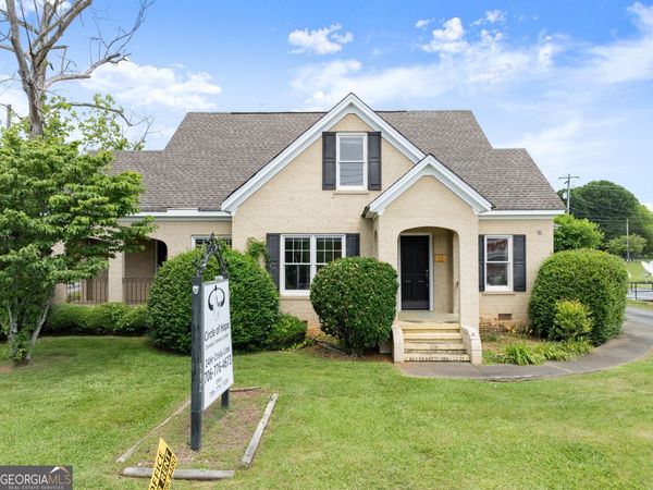 592 N Main Street, Cornelia, GA 30531