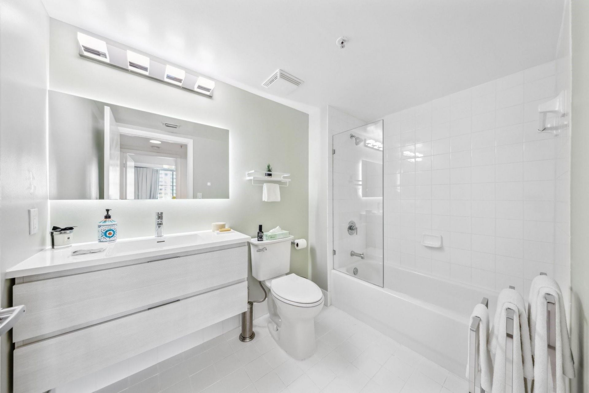 3020 NE 32nd Avenue, Unit 903, Fort Lauderdale, FL 33308 Photo