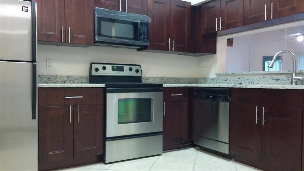 1653 Cypress Pointe Drive, Unit 1653, Coral Springs, FL 33071 Photo